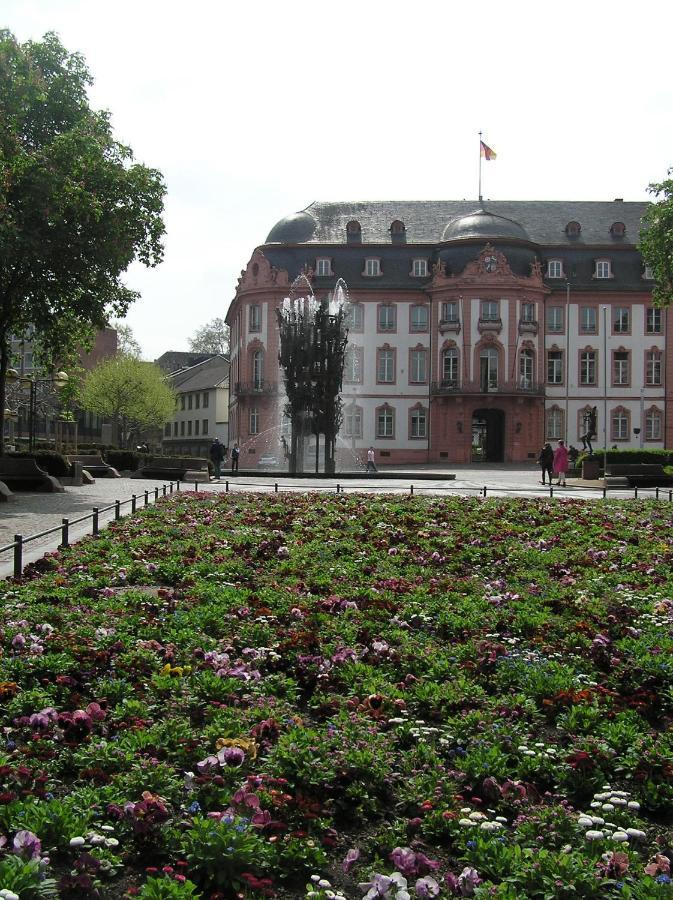 Ferienwohnung Riesling - Mainz-Lounge Exterior foto